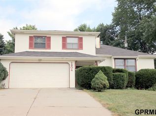 1804 Gregg Rd, Bellevue, NE 68005