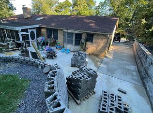 3400 Harrowgate Rd, York, PA 17402