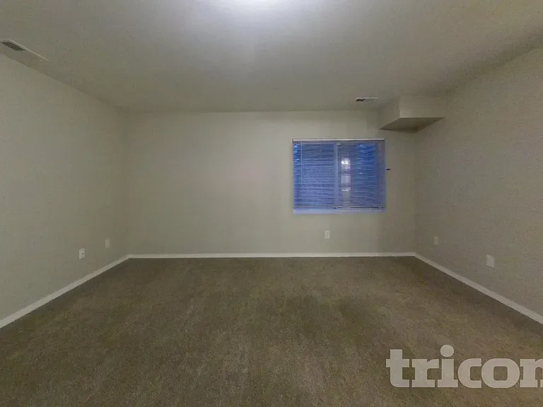 8195 Radcliff Dr — Photo 18