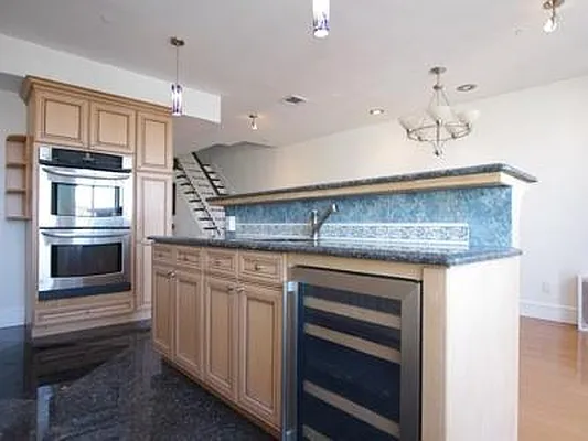 Rented by Sotheby's International Realty | media 7