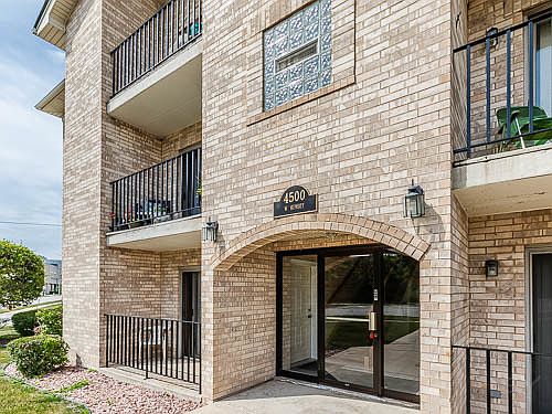 2nd image of 4500 Rumsey Ave APT 1S