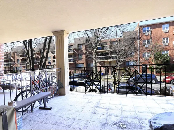 71-11 162nd Street #1B, Fresh Meadows, NY 11365