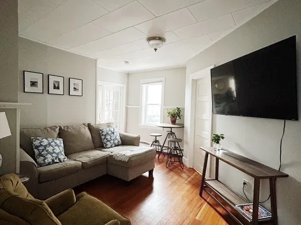 38 Pleasant St Unit 1, Saco, ME 04072
