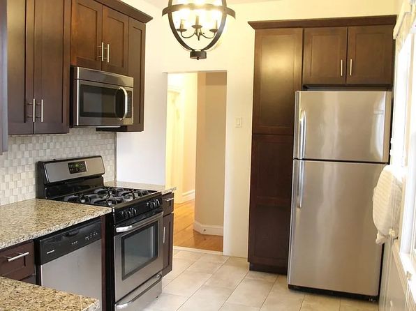 1774 E 17th St Floor 2