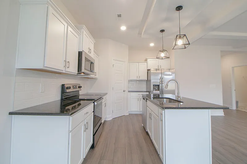 3 bed, 3.0 bath, 2100 sqft, $1,990 — Photo 4