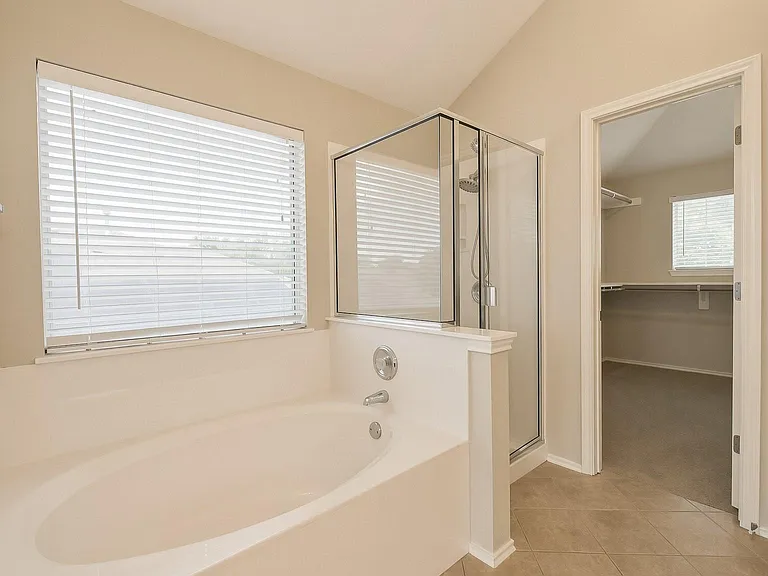 1132 Alexandria Way — Photo 36