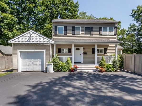 573 Union St, Braintree, MA 02184