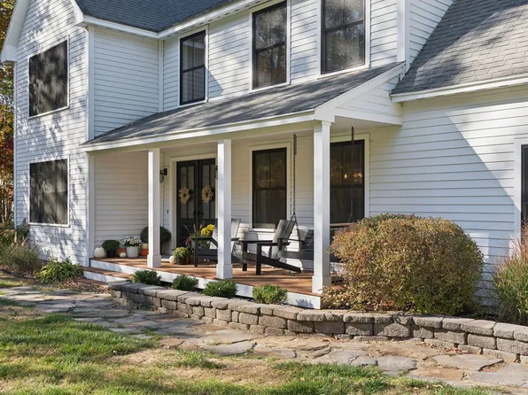 7 Independence Way, Falmouth, ME 04105