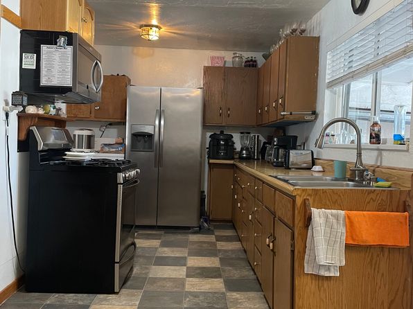 345 Denver Ave, East Carbon, UT 84520