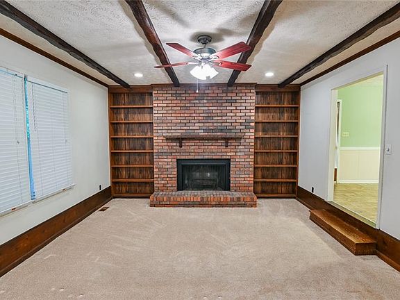 4th image of 60 Russell Dr