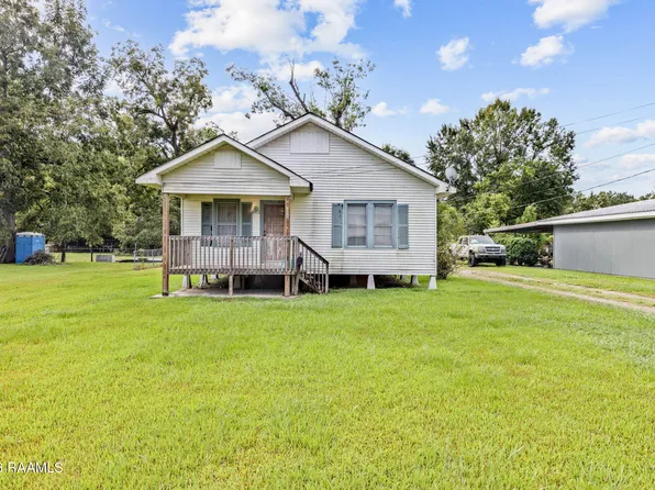 309 Claire St, Breaux Bridge, LA 70517