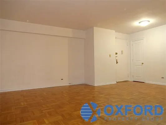 Rented by Oxford Property Group | media 23