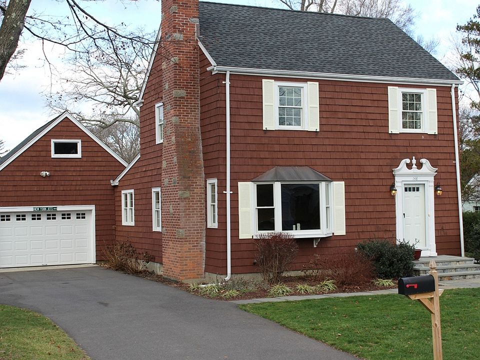Charming Classic Colonial in Convenient Location