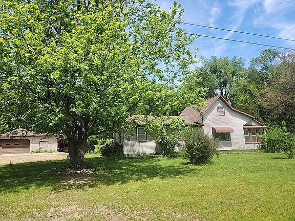3rd image of 3800 E Berry Rd