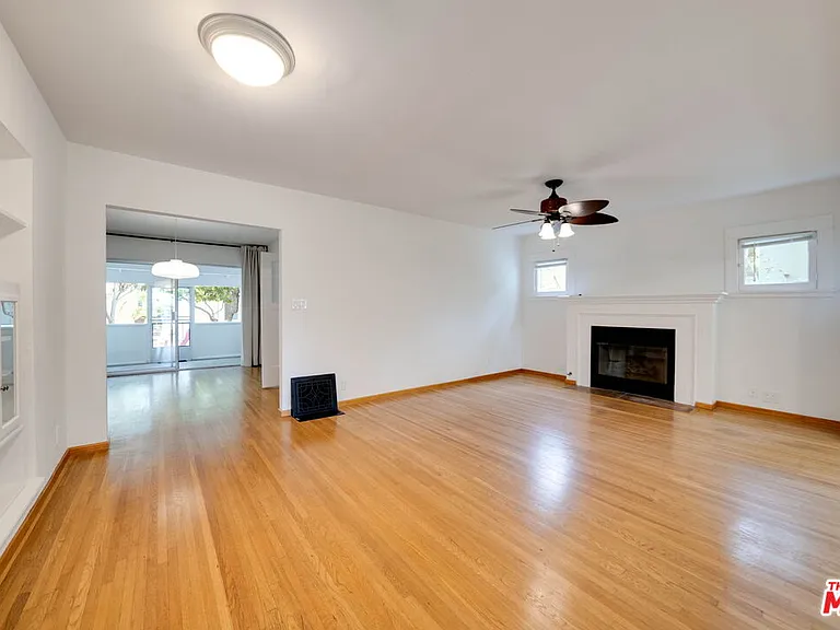 729 9th St #FRONTHOUSE — Photo 5