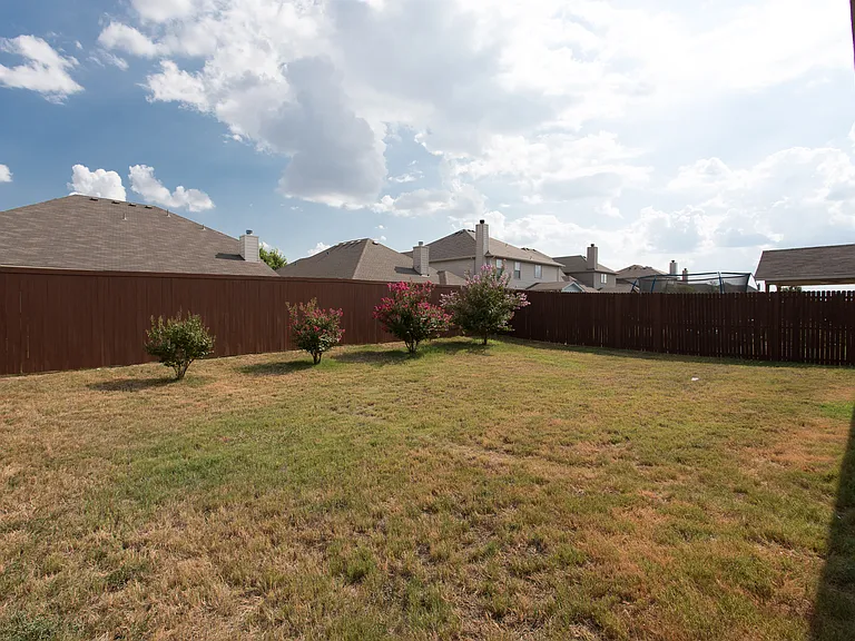 1320 Elkford Ln — Photo 21