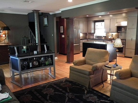 3rd image of 305 Rolling Knolls Way