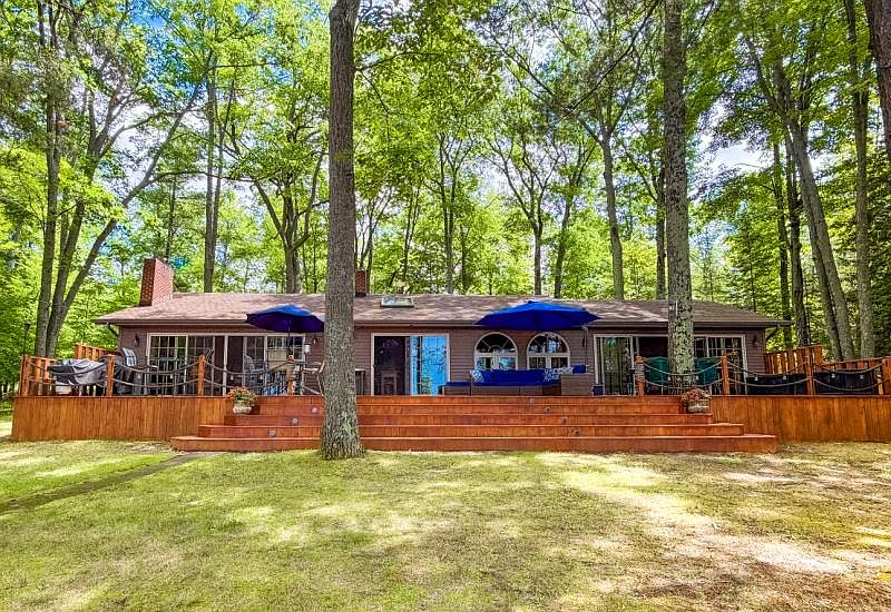 1st image of 6415 Bear Springs Rd