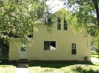 516 Harmony Ln SW, Hutchinson, MN 55350