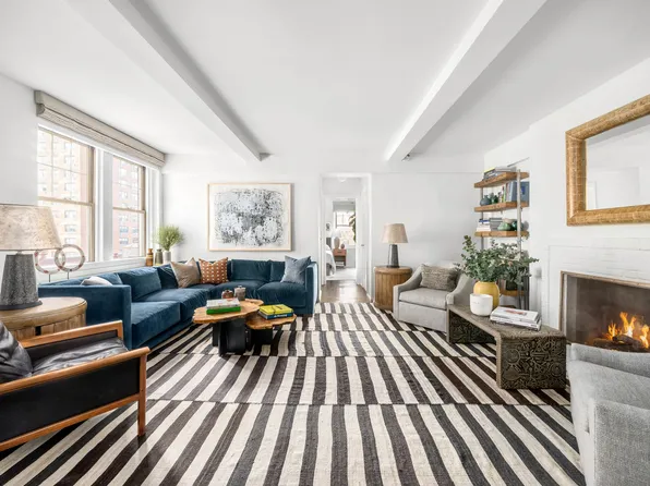 299 West 12th Street image 1 of 6