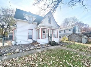 3818 University Ave, Des Moines, IA 50311