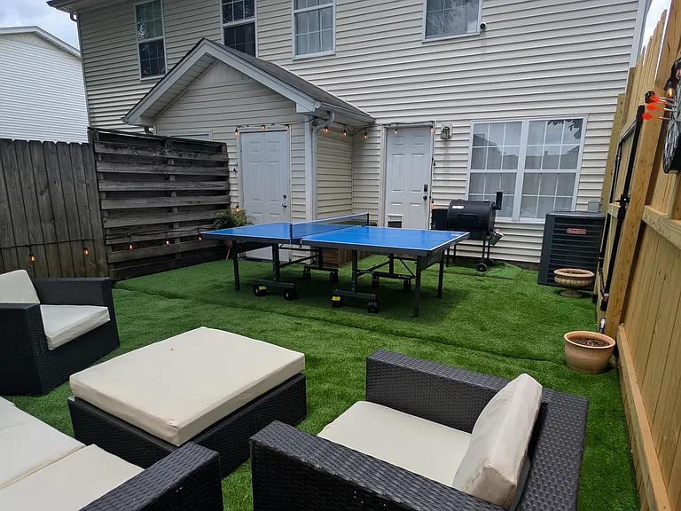 1422 Middleborough Ct — Photo 11
