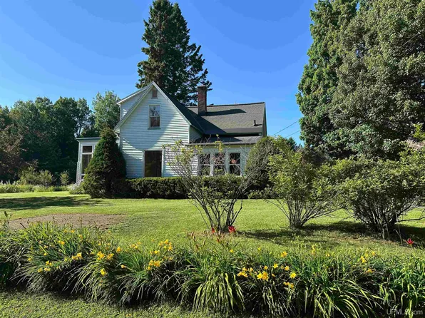 140 Flodin Rd, Gwinn, MI 49841