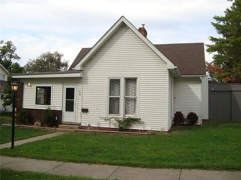 2nd image of 609 W Spring St
