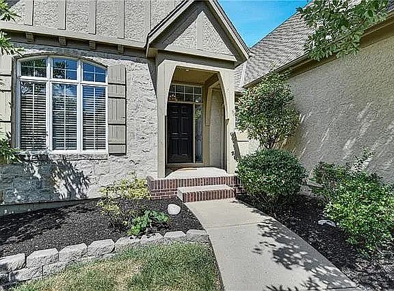 2nd image of 10930 S Cottage Ct