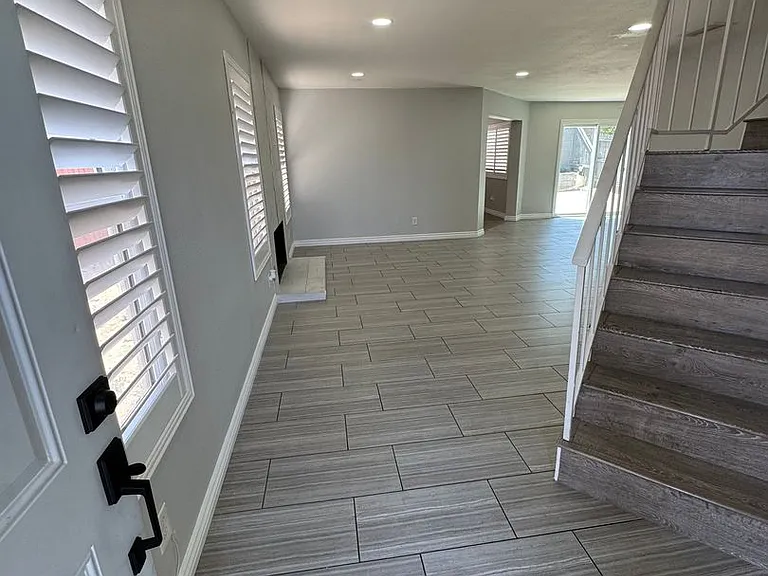 1351 Christobal Ln — Photo 29