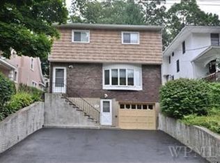 104 Rumsey Rd, Yonkers, NY 10705