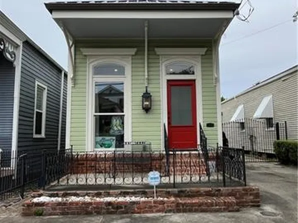 3623 Constance St, New Orleans, LA 70115