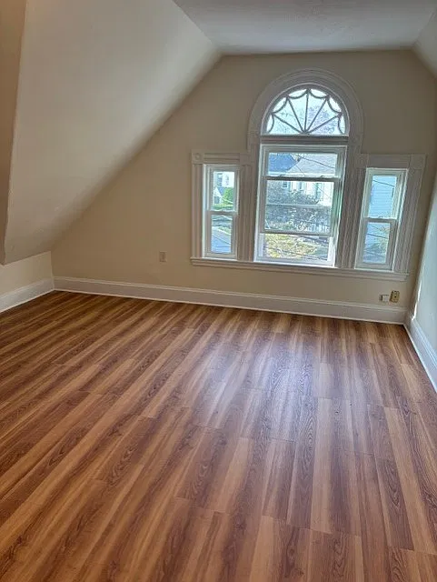 2 bed, 800 sqft, $2,400 — Photo 1