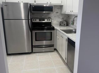 359 Preston Way, Boca Raton, FL 33434