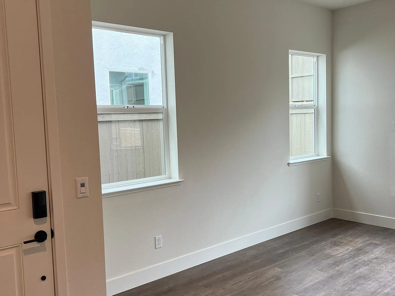 1 bed, 543 sqft, $1,350 — Photo 2