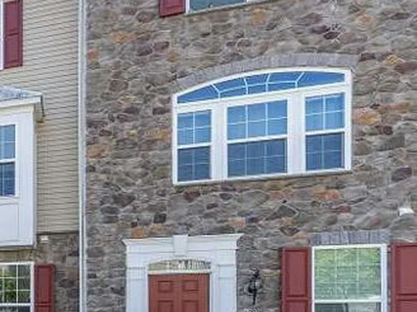 12 Tylers Way, Voorhees, NJ 08043