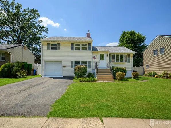 53 Sterling Dr, Colonia, NJ 07067
