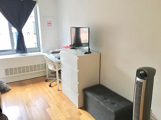 Rented by Jeffrey Mosczyc, LREB | media 15