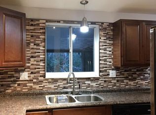 126 Redbird Ln E, East Palatka, FL 32131