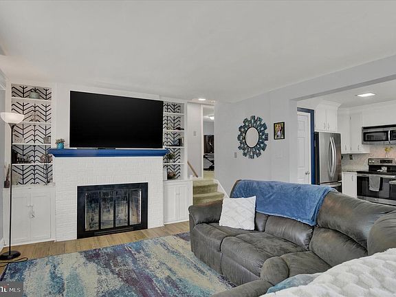 3rd image of 3719 Elder Rd