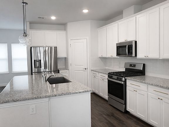 5th image of 123 Peach Orchard Ln