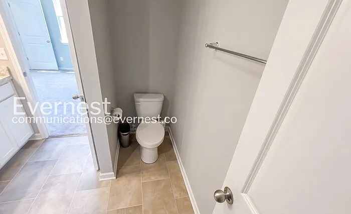 89 Hutchison St — Photo 6