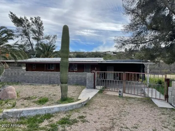 18995 E BLACK Street, Black Canyon City, AZ 85324