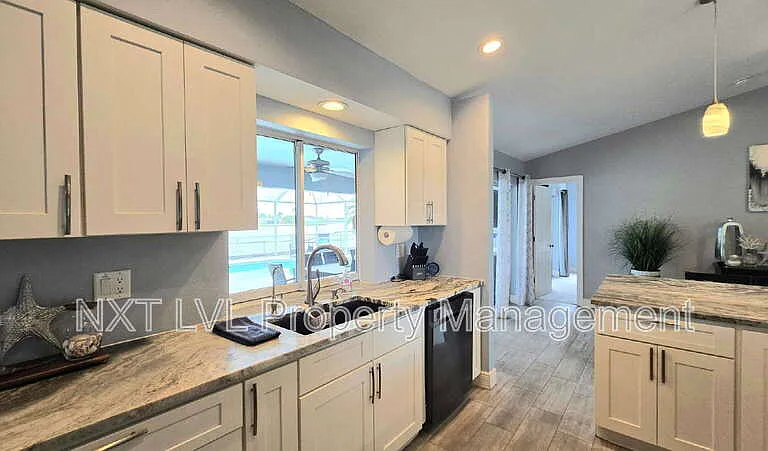 837 SE 3rd Ter — Photo 10