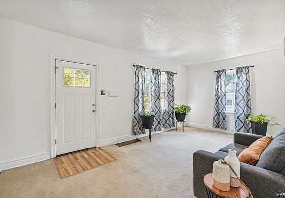 4th image of 8802 Corwin Dr
