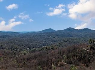 18 Orchard Way, Sapphire, NC 28774