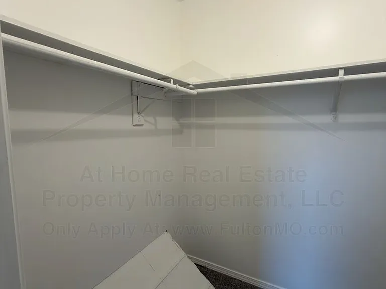 1822 Springdale Ct — Photo 24