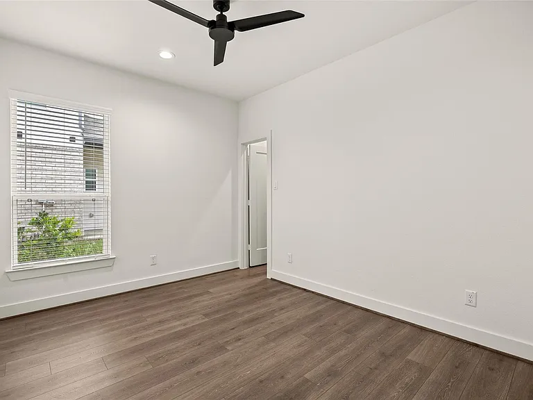 2710 Bronze Vista Dr — Photo 19