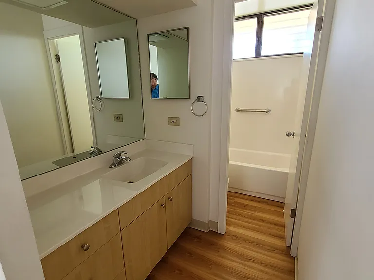 1040 Kinau St #405 — Photo 6