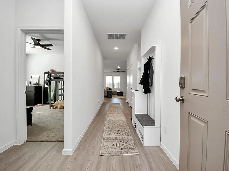 3113 Freiberger Ln — Photo 3